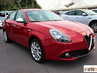 Alfa Romeo Giulietta  2.0 jtdm Super 175cv tct Rosso usata Aci Catena