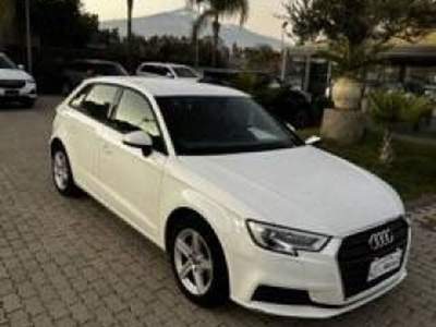 Audi A3 A3 SB 1.6 tdi Design 116cv s-tronic Bianco usata San Gregorio di Catania