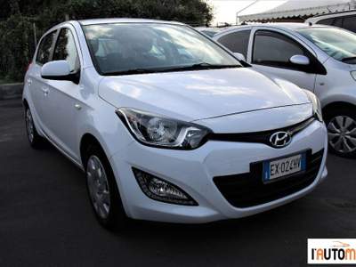 Hyundai i20  5p 1.2 Classic econext (bluedrive) Gpl Bianco usata Aci Catena