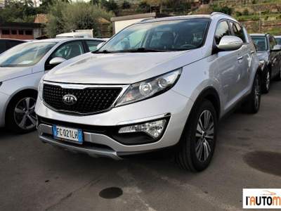 Kia Sportage  2.0 crdi Feel Rebel Awd 184cv auto Grigio usata Aci Catena