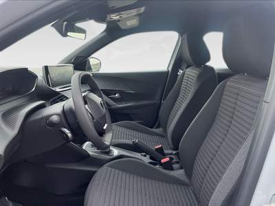 Peugeot 2008 1.2 puretech 100cv active Bianco usata Verona