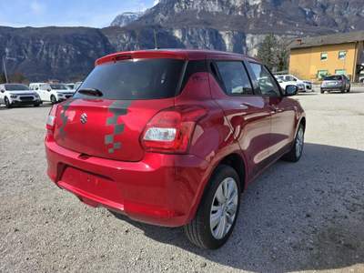 Suzuki Swift 1.2 Hybrid 4WD AllGrip Top Rosso usata Lavis