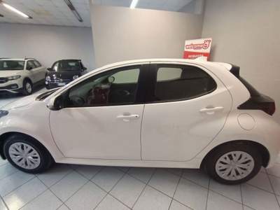 Toyota Yaris 1.5 hybrid Active Bianco usata Sassari