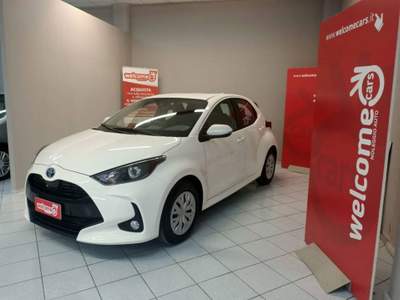 Toyota Yaris 1.5 hybrid Active Bianco usata Sassari