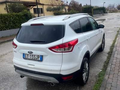 Ford Kuga sempre tagliandata Bianco usata Fabriano