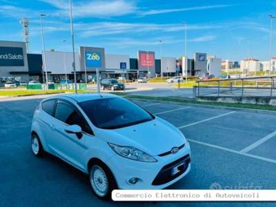 Ford Fiesta Fiesta 1.4 TDCi 70CV 3 porte Titanium usata Sesto ed Uniti