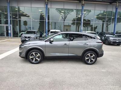 Nissan Qashqai 1.3 mhev N Connecta 2wd 140cv Grigio usata Taranto