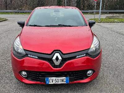 Renault Clio renault clio 4 Rosso usata Barzana
