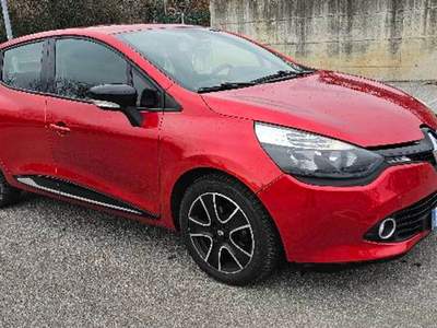 Renault Clio renault clio 4 Rosso usata Barzana