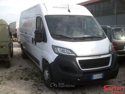 Peugeot Boxer 333 2.2 HDi/150CV FAP PM-TM Combi Comfort Bianco usata Mogliano Veneto Peugeot Boxer 333 2.2 HDi/150CV FAP PM-TM Combi Comfort Bianco usata Mogliano Veneto