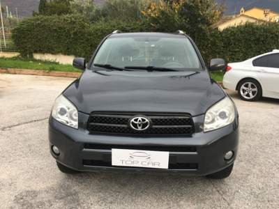 Toyota RAV4 Rav4 2.2 d-4d 136cv Dpf Grigio usata Sora