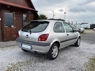 Ford Fiesta Fiesta 1.2i 16V 3p. Ghia Argento usata Prato