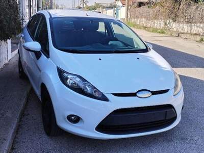 Ford Fiesta  1.4 16v Titanium Gpl 5p Bianco usata Ragusa