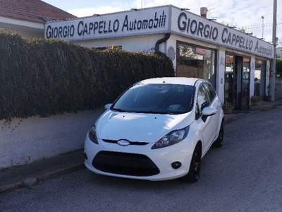 Ford Fiesta  1.4 16v Titanium Gpl 5p Bianco usata Ragusa
