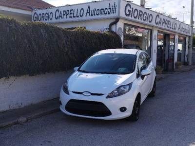 Ford Fiesta  1.4 16v Titanium Gpl 5p Bianco usata Ragusa