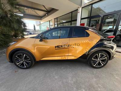 Toyota C-HR 2.0 PHEV Lounge Premiere Arancione usata Sassari
