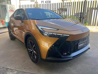 Toyota C-HR 2.0 PHEV Lounge Premiere Arancione usata Sassari