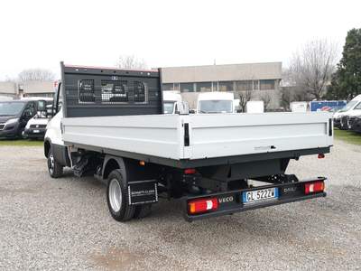 Iveco Daily 35C14N BTor 3.0 CNG  Cassone Bianco usata Reggio nell'Emilia