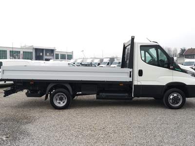 Iveco Daily 35C14N BTor 3.0 CNG  Cassone Bianco usata Reggio nell'Emilia