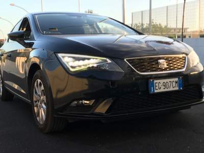 Seat Leon Tettuccio apribile, tenuta perfettamente Nero usata Caserta