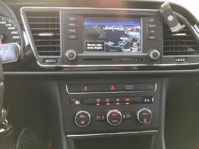 Seat Leon Tettuccio apribile, tenuta perfettamente Nero usata Caserta