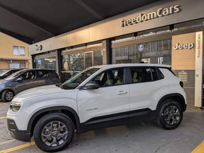 Jeep Avenger 1.2 Turbo MHEV Longitude Bianco usata Parma