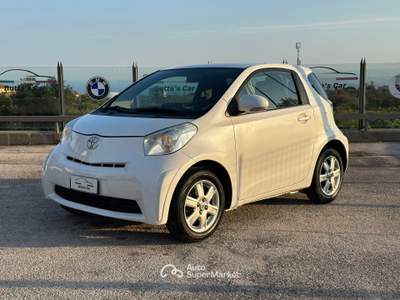 Toyota iQ iQ 1.0 Sol cvt Bianco usata SAN GREGORIO DI CATANIA