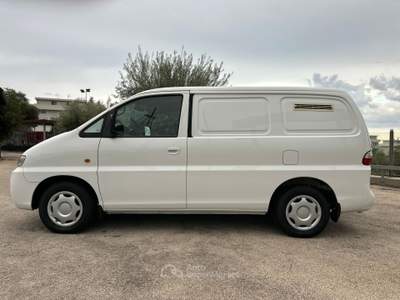 Hyundai H-1 H-1 2.5 crdi p.c. Style 3p.ti Bianco usata SAN GREGORIO DI CATANIA
