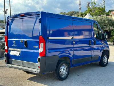 Peugeot Boxer boxer 330 2.0 bluehdi 130cv L1H1 E6 Blu/Azzurro usata SAN GREGORIO DI CATANIA