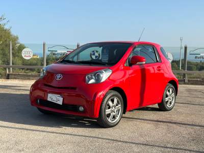 Toyota iQ iQ 1.0 Sol cvt Rosso usata SAN GREGORIO DI CATANIA