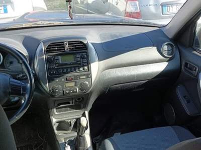 Toyota RAV4 2.0 d-4d 16v Sol 5p FL Blu/Azzurro usata Gioia Sannitica