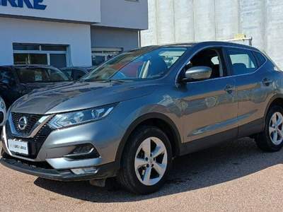 Nissan Qashqai 1.3 dig-t Business 140cv Argento usata Tortolì