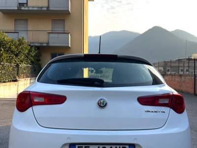 Alfa Romeo Giulietta Alfa Romeo Giulietta 1.6 JTDm 120cv Diesel  Bianco usata Olevano sul Tusciano