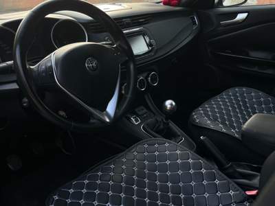 Alfa Romeo Giulietta Alfa Romeo Giulietta 1.6 JTDm 120cv Diesel  Bianco usata Olevano sul Tusciano