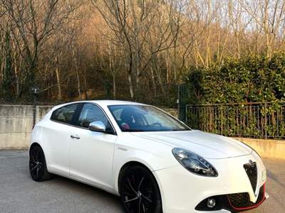 Alfa Romeo Giulietta Alfa Romeo Giulietta 1.6 JTDm 120cv Diesel  Bianco usata Olevano sul Tusciano
