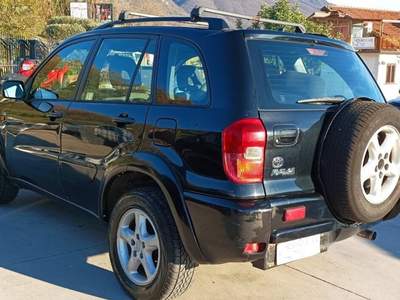 Toyota RAV4 2.0 d-4d 16v 5p Nero usata Gioia Sannitica