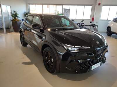 Alfa Romeo Junior 1.2 145 CV Hybrid eDCT6 con Pack Techno Nero usata Riva presso Chieri