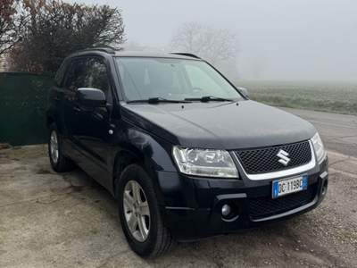Suzuki Grand Vitara suzuki grand vitara  Nero usata Castelvetro Piacentino
