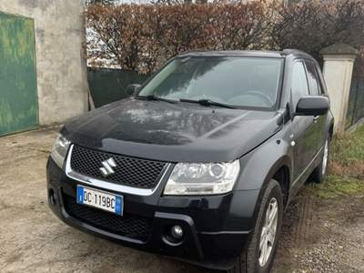 Suzuki Grand Vitara suzuki grand vitara  Nero usata Castelvetro Piacentino