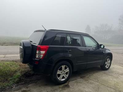 Suzuki Grand Vitara suzuki grand vitara  Nero usata Castelvetro Piacentino
