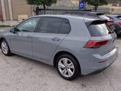 Volkswagen Golf 2.0 tdi Life 150cv dsg Grigio usata Taurianova