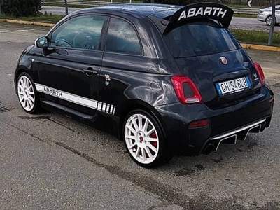Abarth 695 abarth 695 1.4 t-jet esseesse 180cv one of 695 Nero usata Grezzago