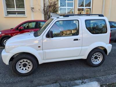 Suzuki Jimny 1.3i 16V cat 4WD JLX NEOPATENTATO Bianco usata Varallo