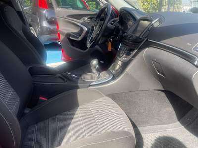 Opel Insignia BELLISSIMA STATION WAGON Rosso usata Manzano