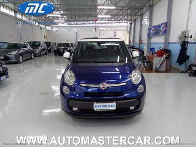 Fiat 500L 500L 1.6 MJT 120 CV Lounge                                                         Blu/Azzurro usata Cerignola