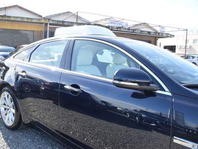 Jaguar XJ 3.0D V6 Portfolio Blu/Azzurro usata Montalto di Castro