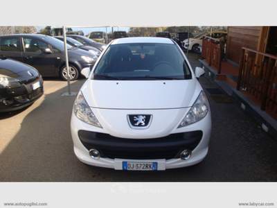 Peugeot 207 207 1.6 HDi 110 CV 3p. XS Bianco usata Zafferana Etnea
