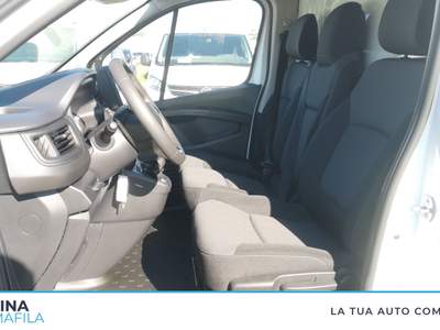 Renault Trafic  t30 2.0 blue dci 150cv l2h1 Bianco usata Marcianise