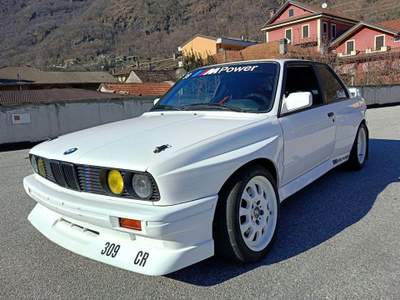 BMW Serie 3 330Ci e30 motore 4.4 v8 usata Lomazzo
