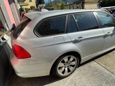 BMW Serie 3 318i  Argento usata Riccò del Golfo di Spezia